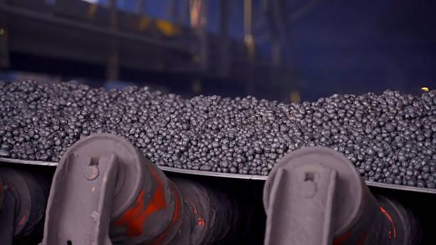 Iron production process in a mine mineral processing plant